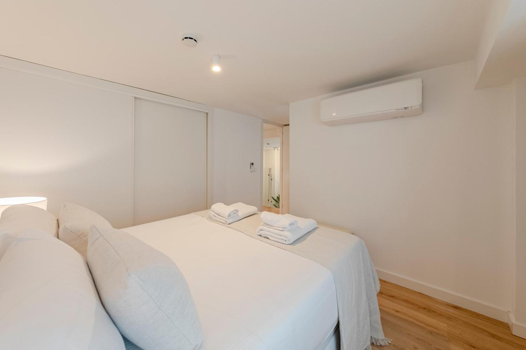 Isg Apartments Conde Negro 10 Seville Luaran gambar