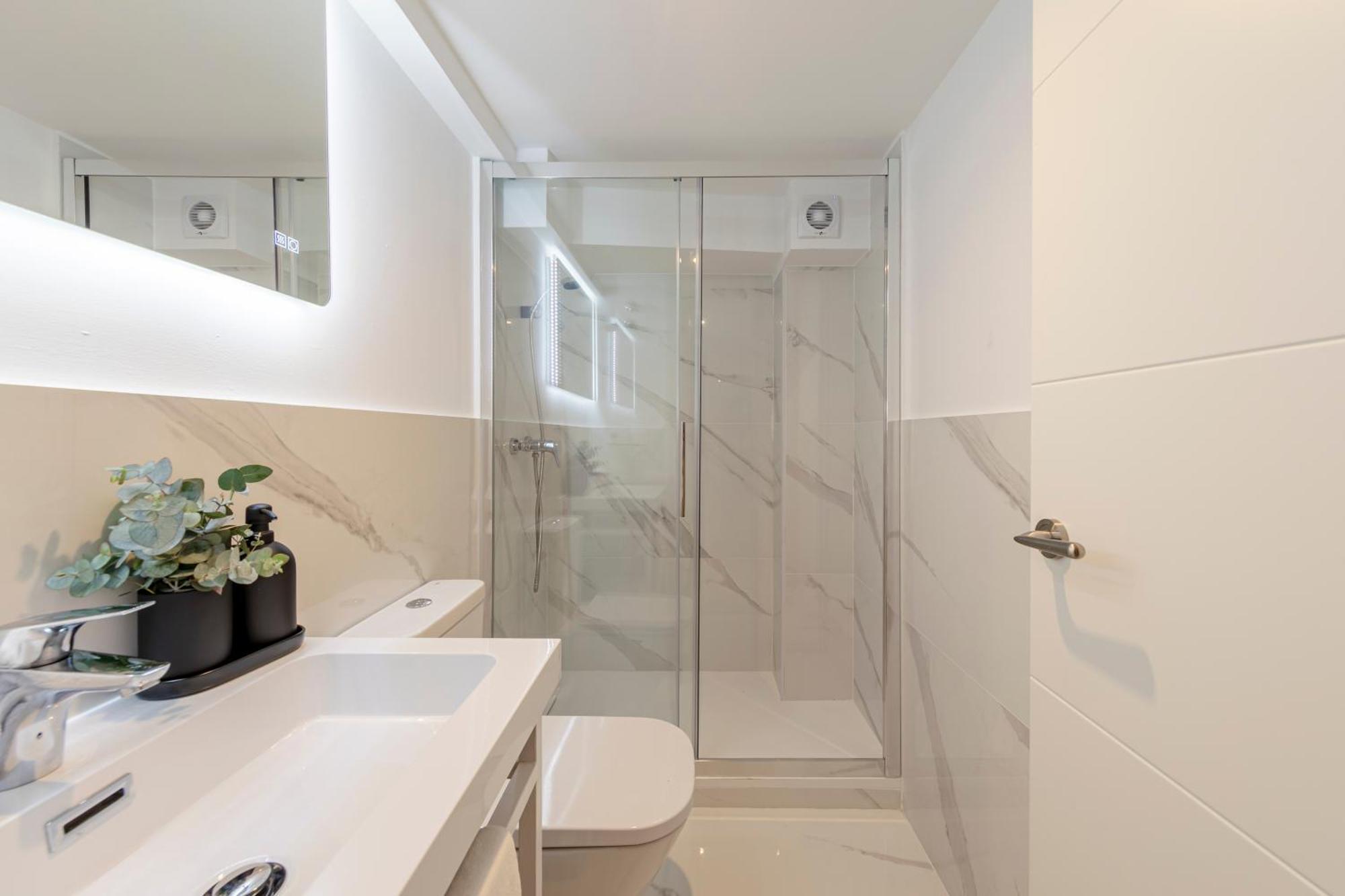 Isg Apartments Conde Negro 10 Seville Luaran gambar